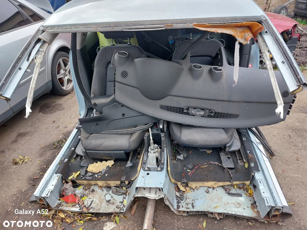 Zderzak AUDI A3 8P 2,0 TDI 04R. klapa,lampy,drzwi..... - 2