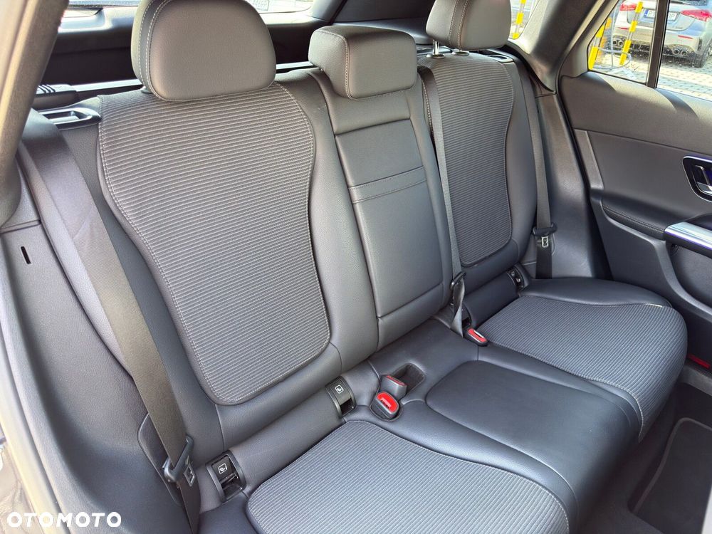 Mercedes-Benz GLC 200 d mHEV 4-Matic Avantgarde - 32