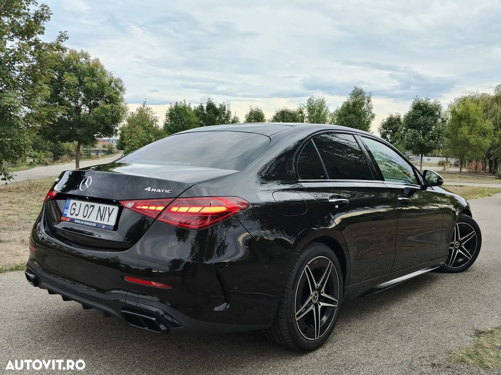 Mercedes-Benz C 300 4Matic T 9G-TRONIC AMG Line - 6