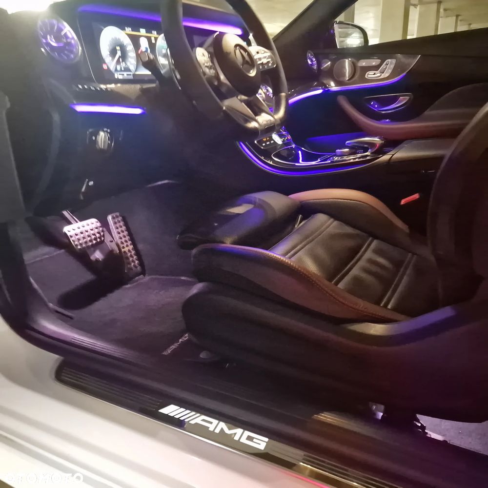 Mercedes-Benz Klasa E AMG 53 4Matic AMG Speedshift 9G-TRONIC - 15