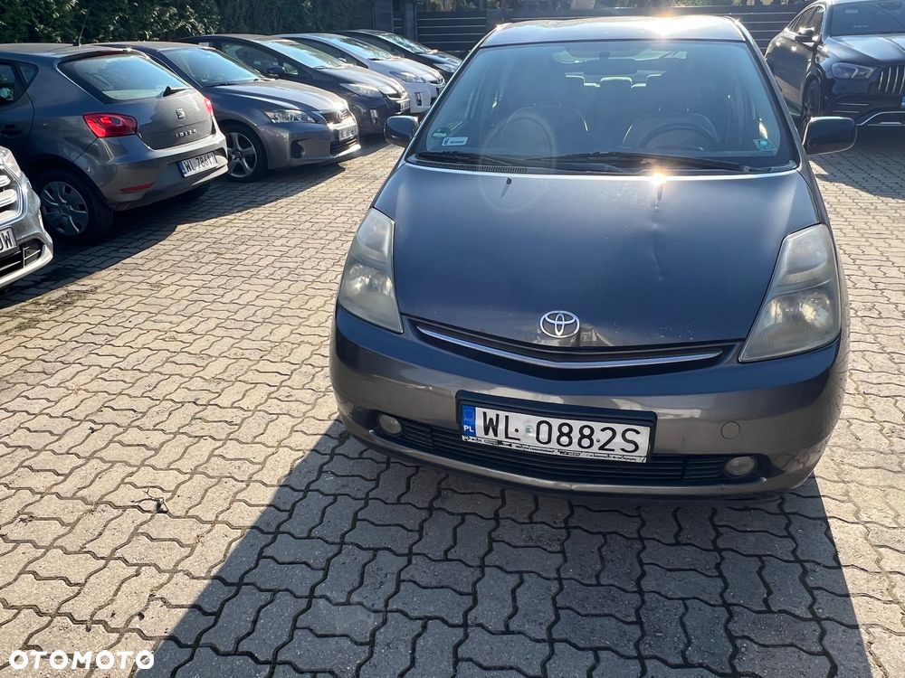 Toyota Prius 1.5 VVT-i Prestige - 1