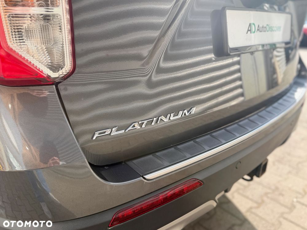 Ford Explorer EcoBoost Plug-in Hybrid ST-LINE - 38