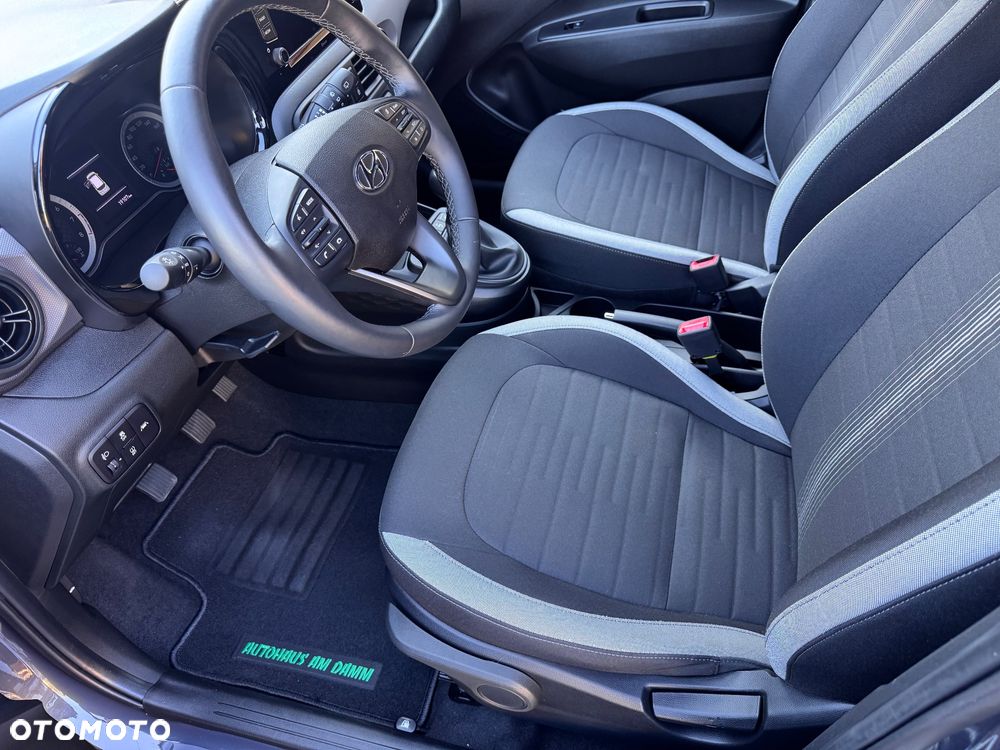 Hyundai i10 - 11