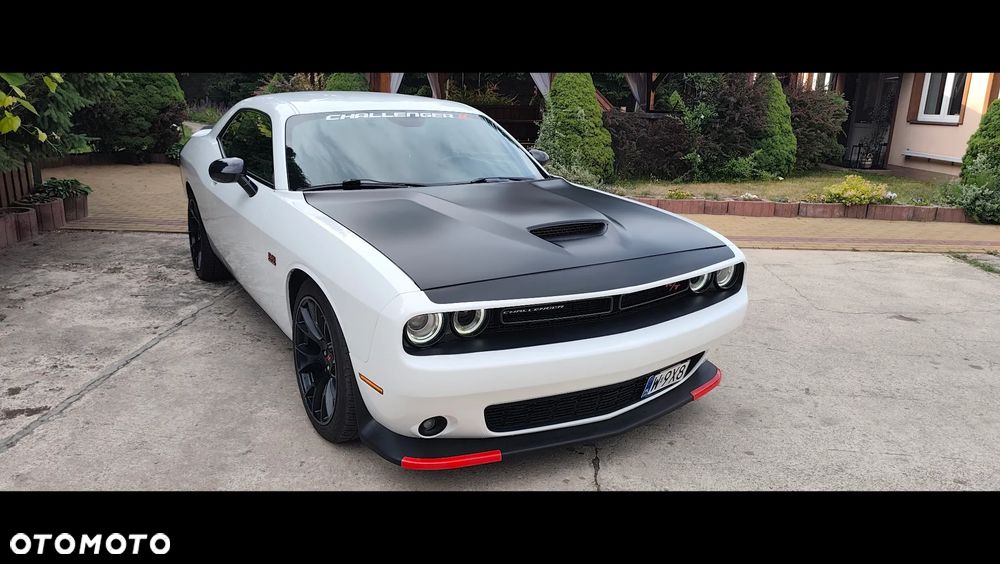 Dodge Challenger 5.7 R/T - 5
