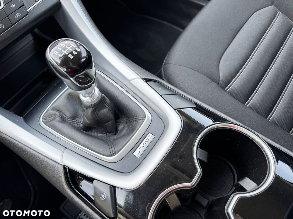 Ford Mondeo 2.0 TDCi STart-Stopp Trend - 28