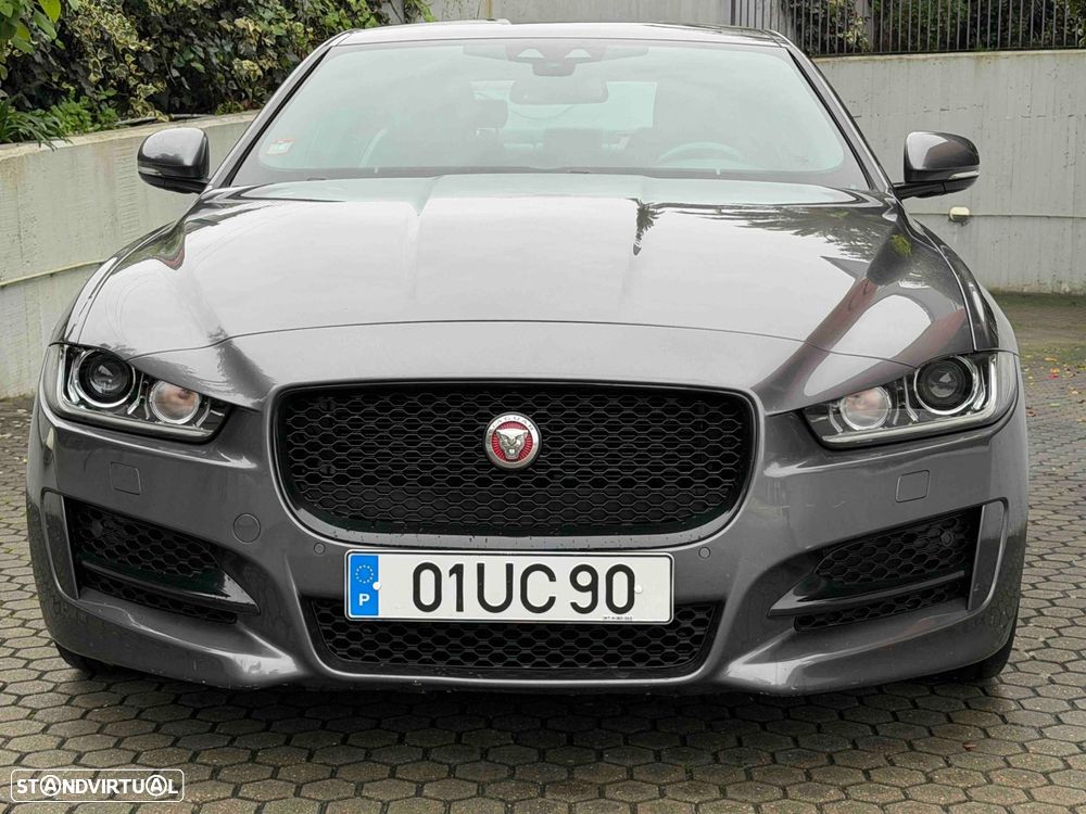 Jaguar XE 2.0 D R-Sport Aut. - 3