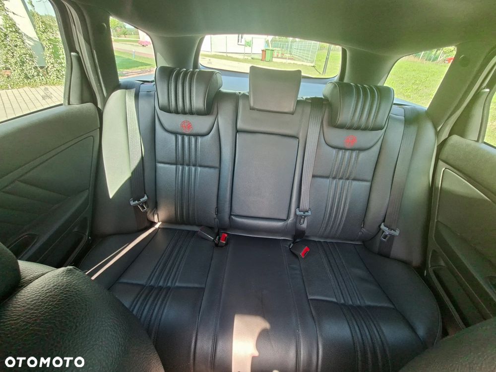 Alfa Romeo 159 2.4 JTDM 20V DPF Q-Tronic ti - 25