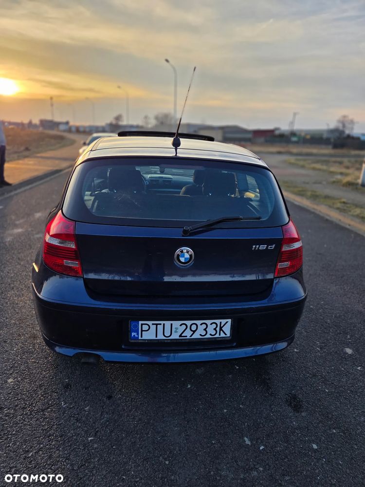 BMW Seria 1 118d - 8