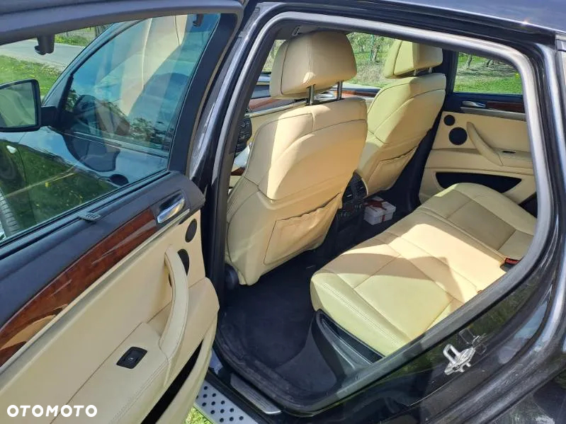 BMW X6 50i xDrive - 7