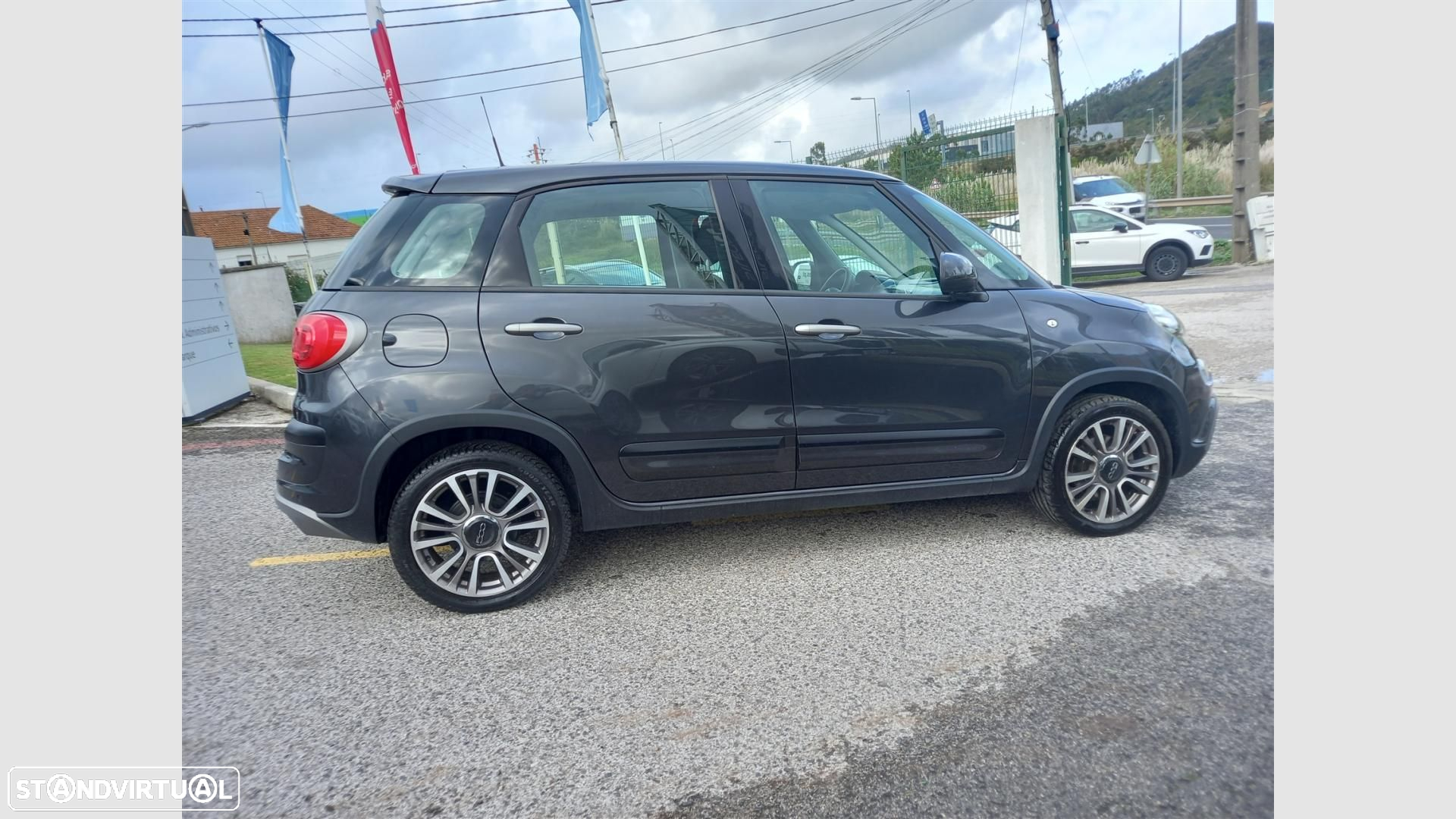 Fiat 500L 1.3 MJ City Cross S&S - 3