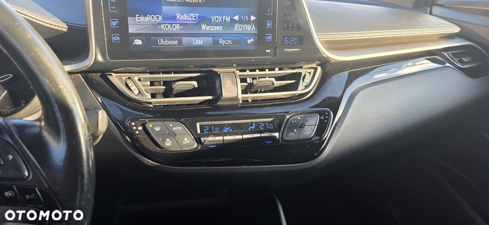Toyota C-HR - 8