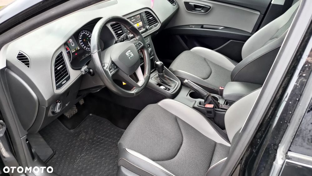 Seat Leon ST 2.0 TDI Start&Stop 4Drive DSG X-Perience - 25