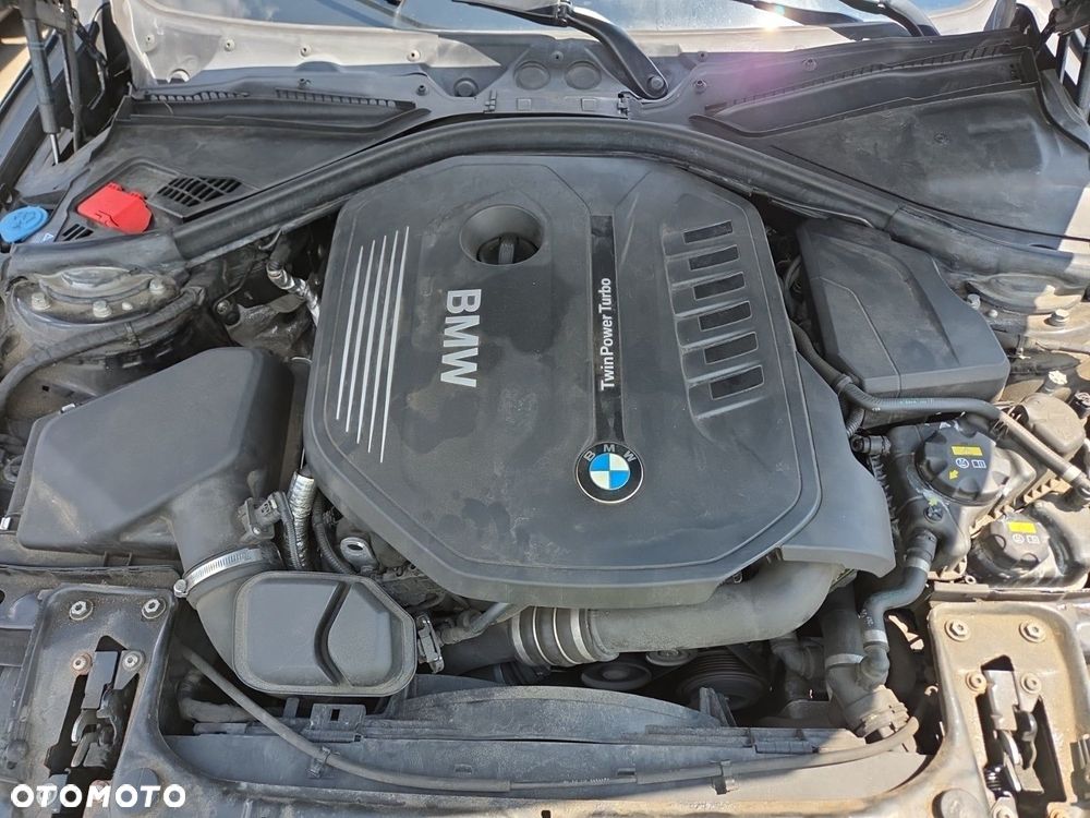 BMW Seria 3 340i xDrive M Sport - 12