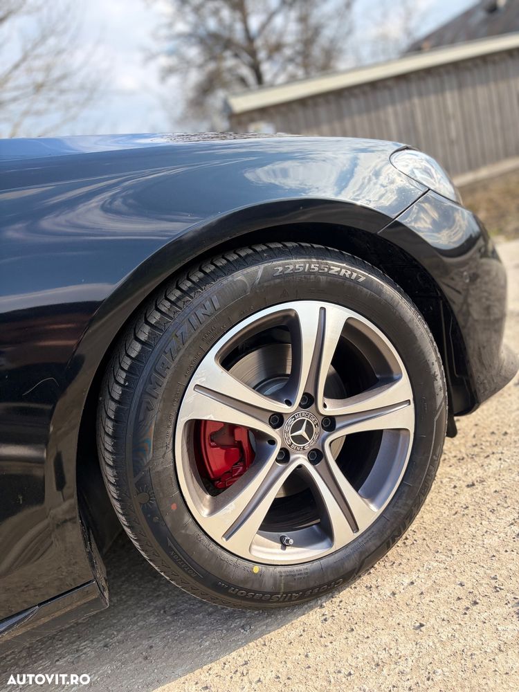 Mercedes-Benz E 200 d 9G-TRONIC - 14