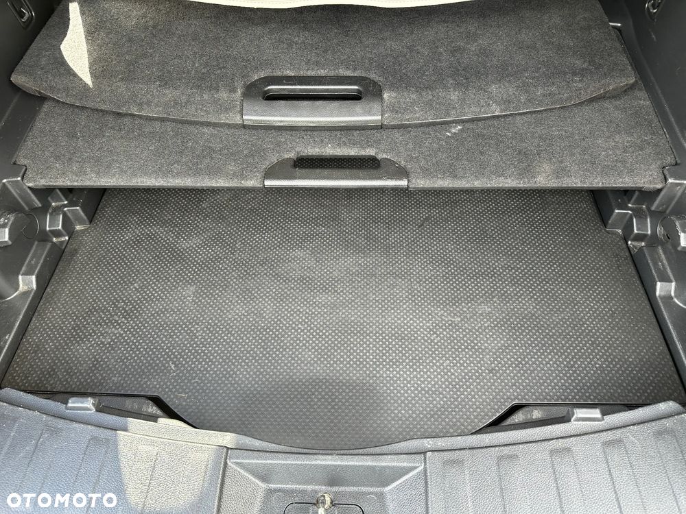 Nissan X-Trail - 28