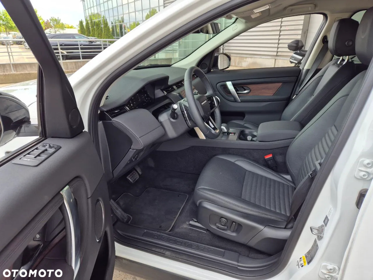 Land Rover Discovery Sport D200 - 9