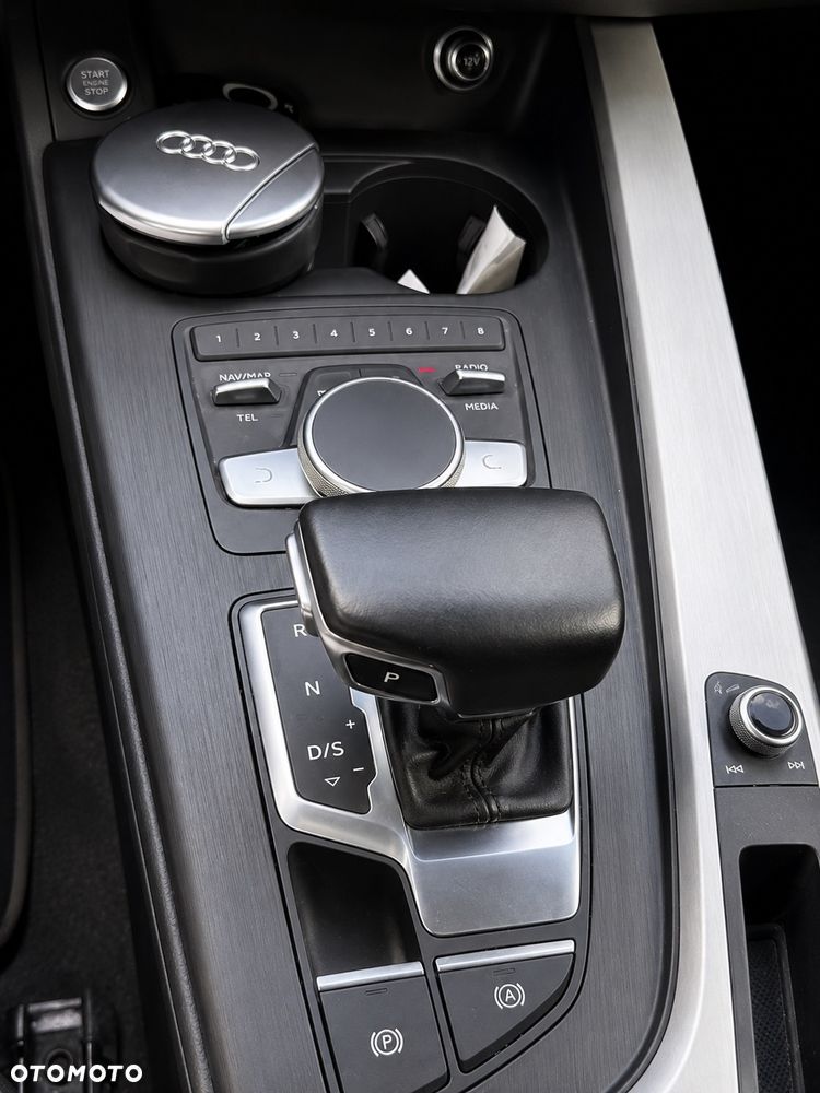 Audi A4 Limousine 35 TFSI S tronic - 2