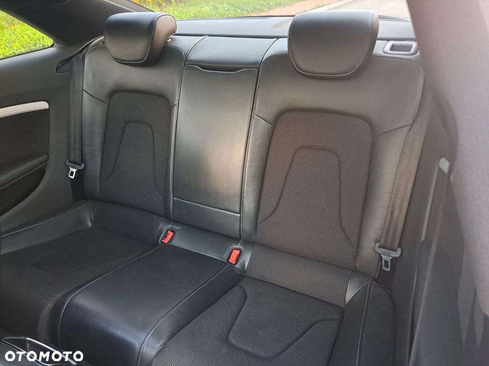 Audi A5 Coupé 2.0 TDI DPF quattro - 6
