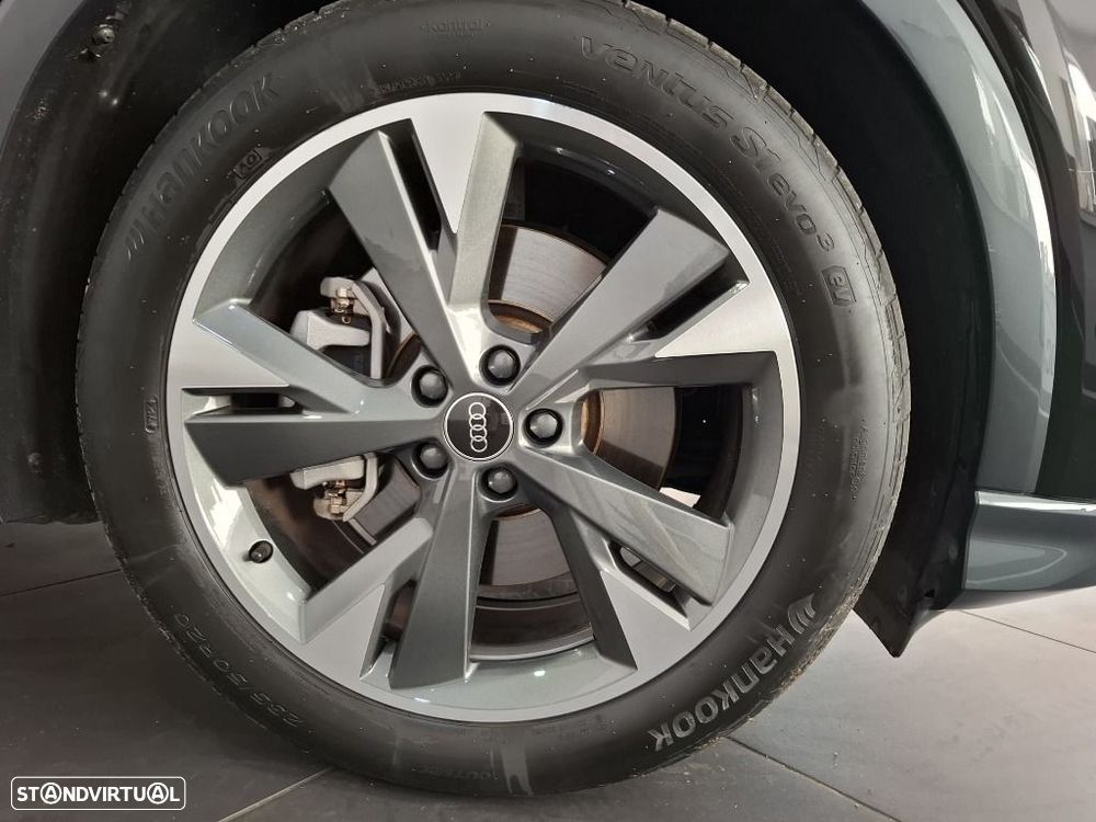 Audi Q4 e-tron 45 82 kWh SE Business - 13