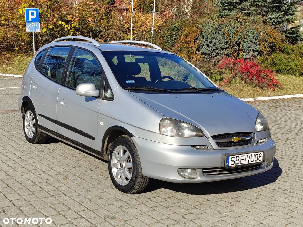 Chevrolet Rezzo 1.6 SE - 14
