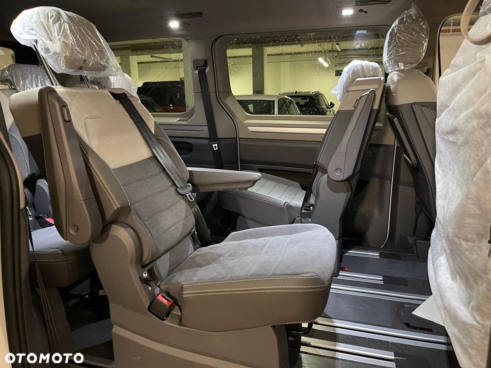 Volkswagen Multivan 1.5 eHybrid PHEV 180kW 4Motion L2 Edition DSG - 8