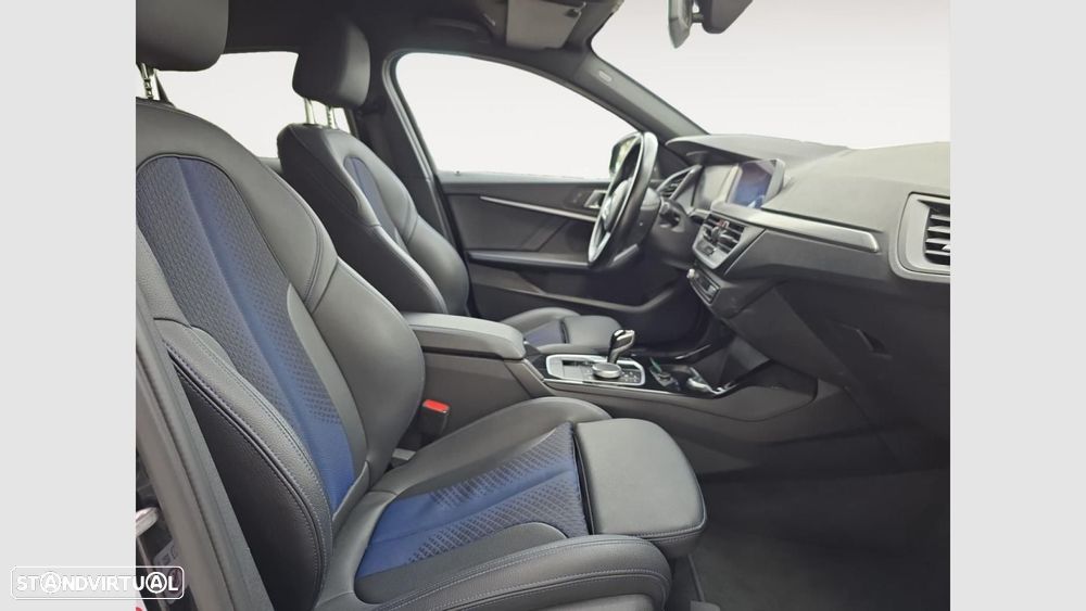 BMW 116 d Pack Desportivo M Auto - 10