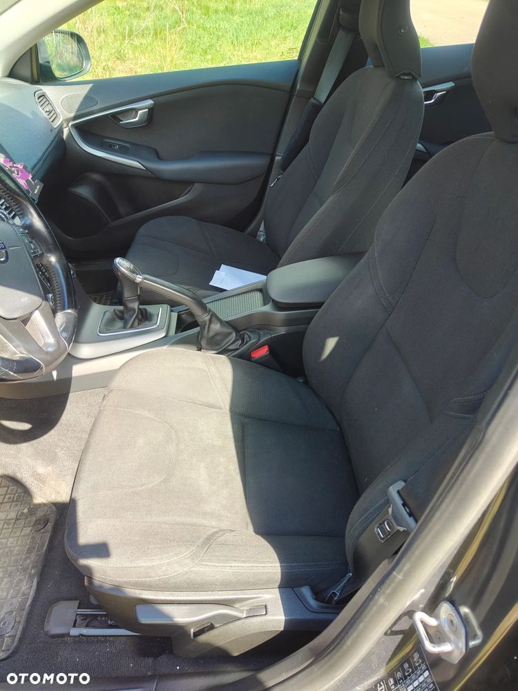 Volvo V40 D2 Kinetic - 8