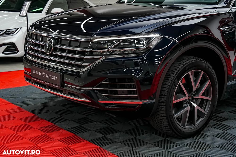 Volkswagen Touareg 3.0 V6 e-Hybrid 4Motion Aut. Elegance - 18