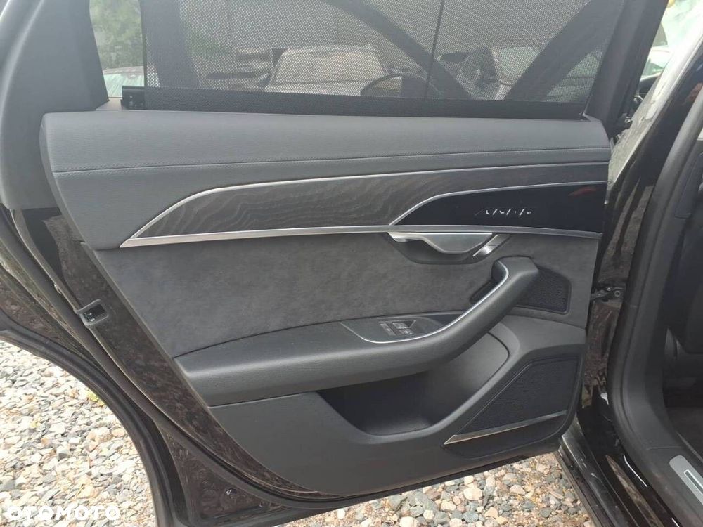 Audi A8 - 16