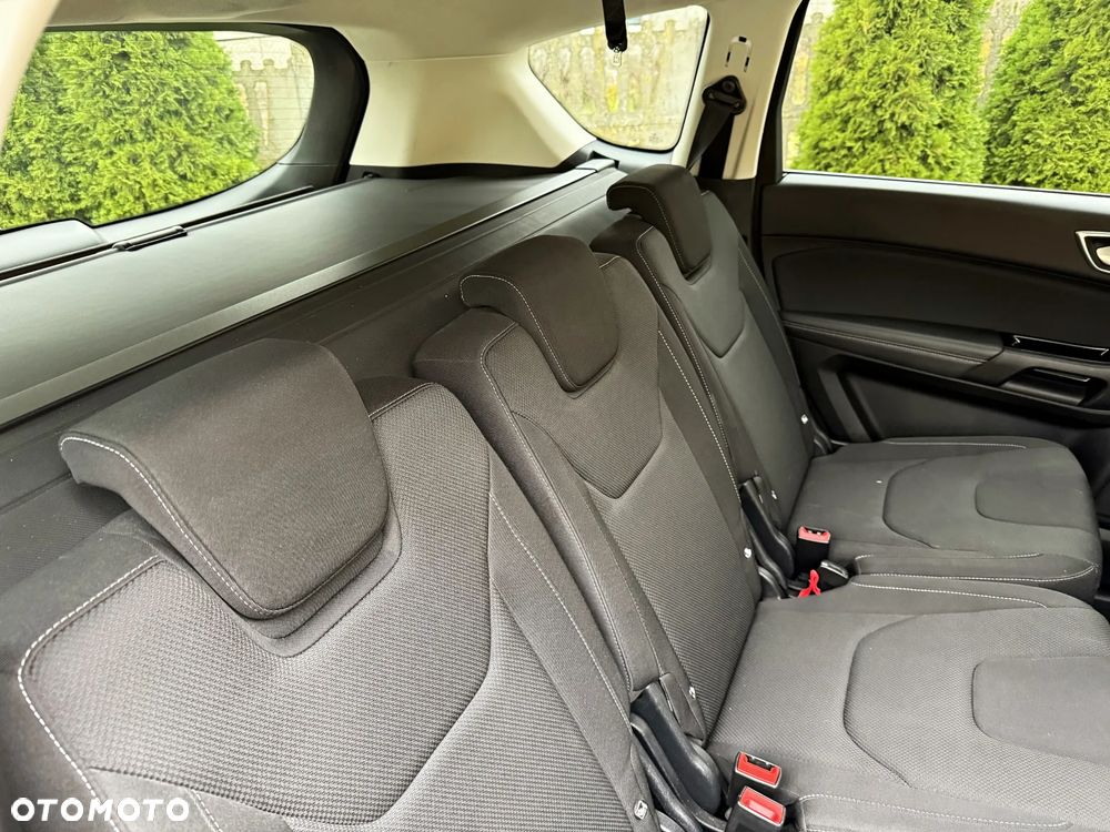 Ford S-Max 2.0 EcoBlue Titanium - 12