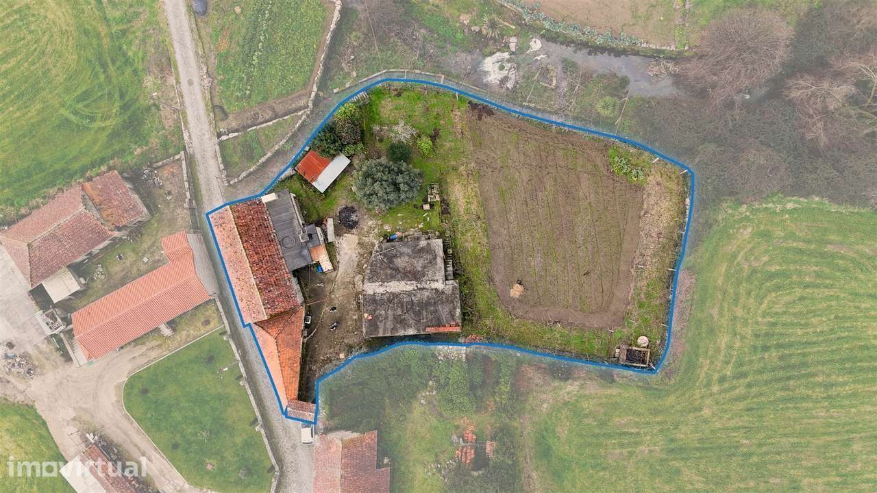 Moradia para Restaurar T3 Venda em Sousela,Lousada - Grande imagem: 2/35