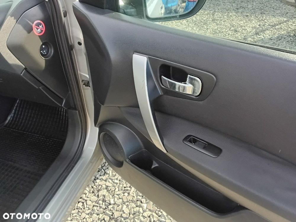 Nissan Qashqai 1.6 Acenta - 27