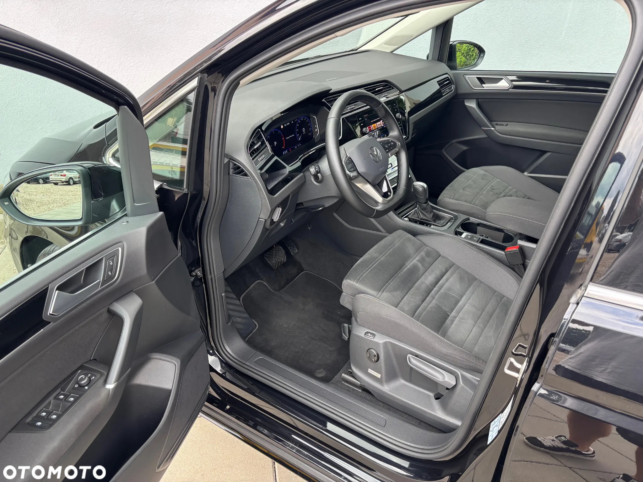 Volkswagen Touran 2.0 TDI BMT Highline DSG - 9