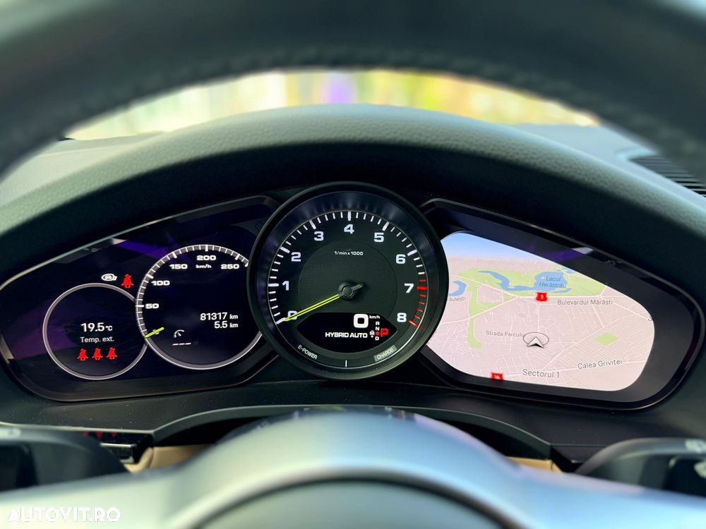 Porsche Cayenne E-Hybrid - 16