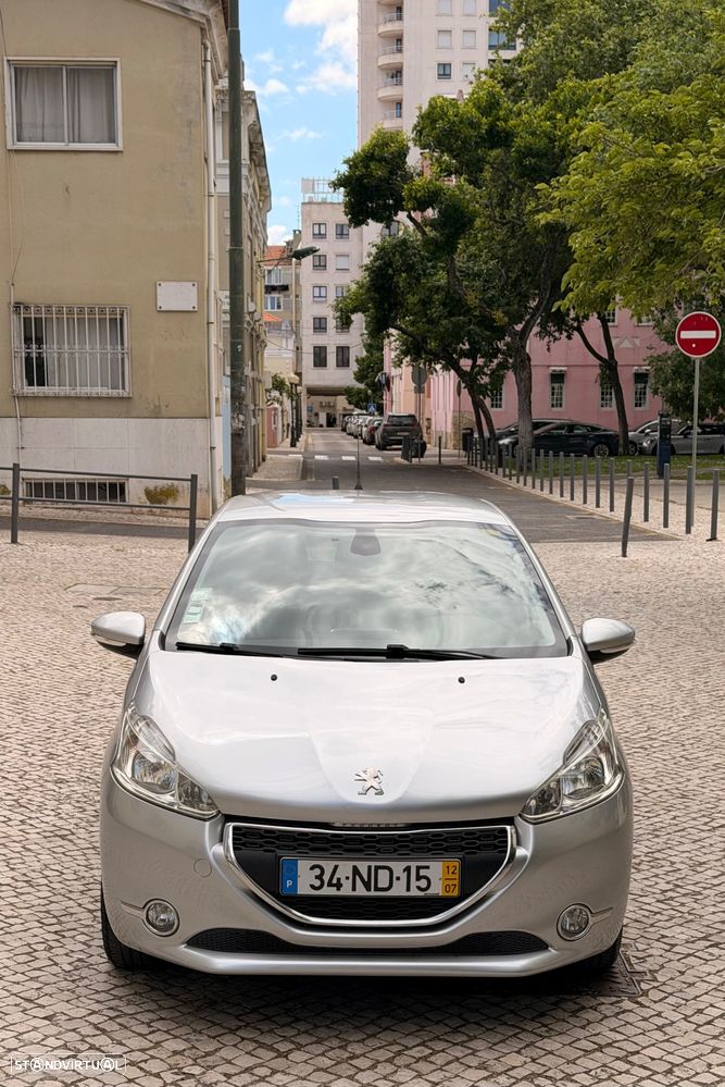 Peugeot 208 1.2 VTi Allure - 10