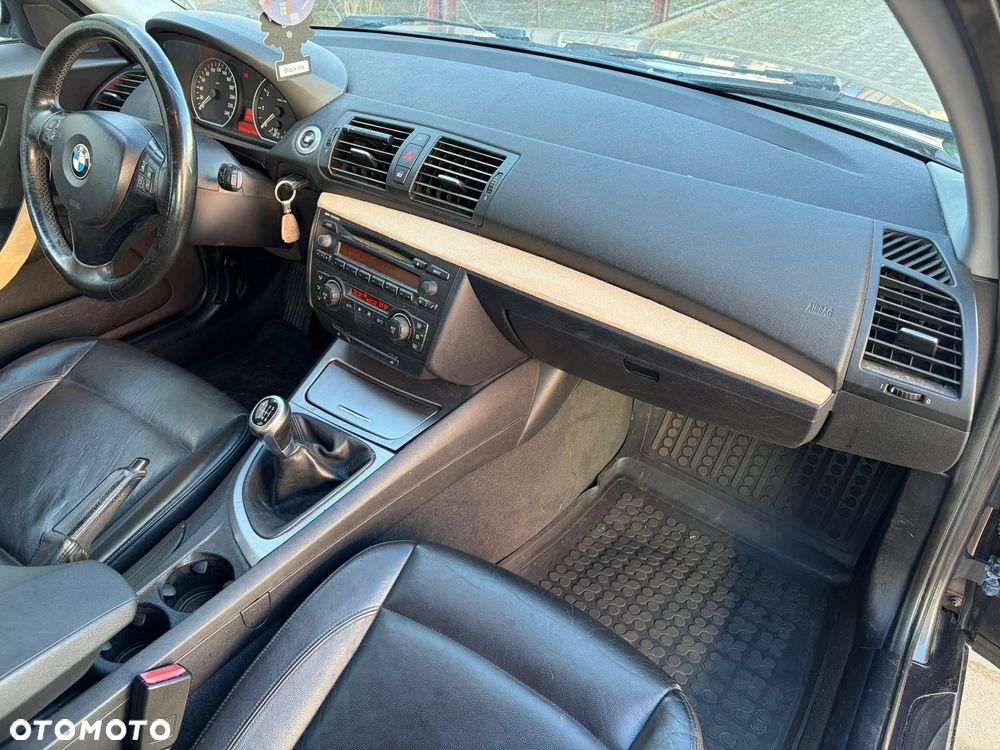 BMW Seria 1 - 19