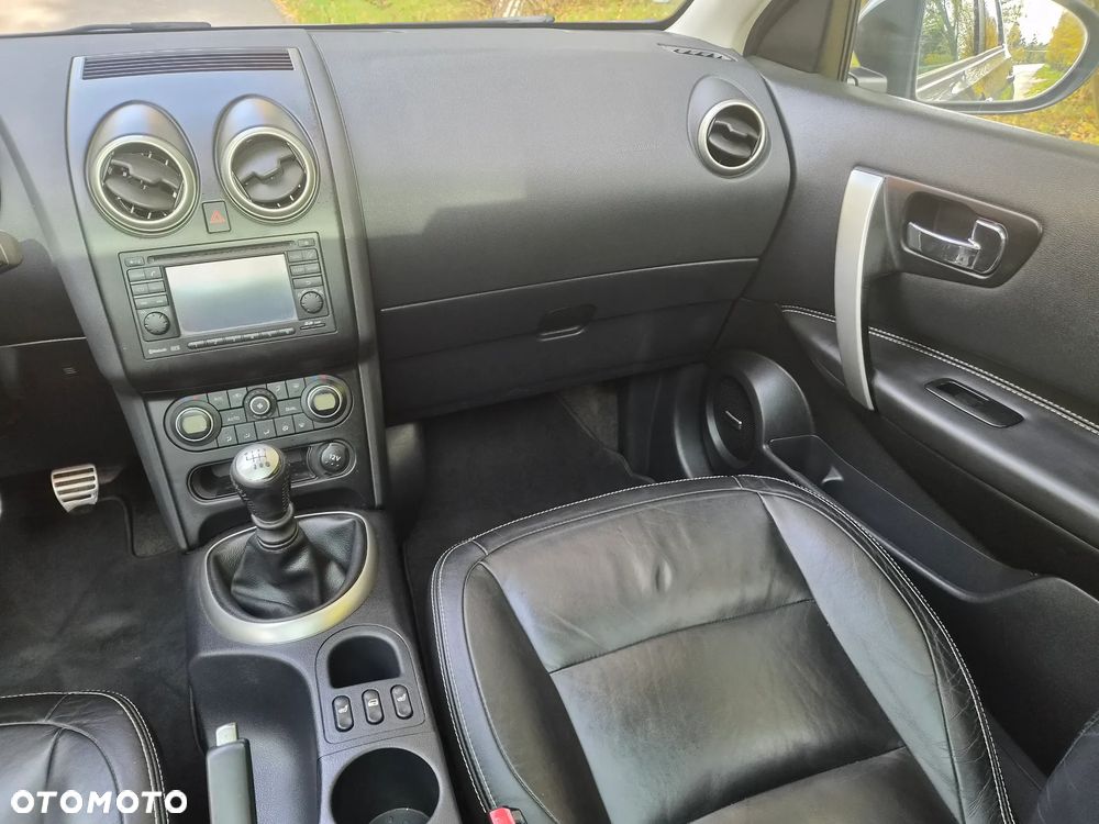 Nissan Qashqai - 13