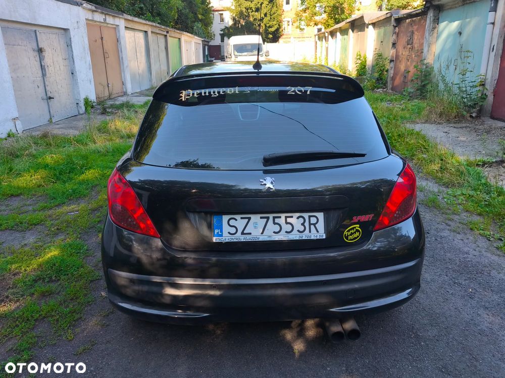 Peugeot 207 1.6 Turbo Sport - 11