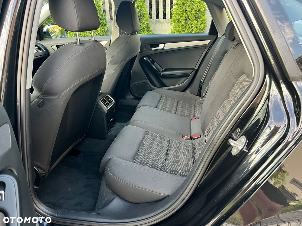 Audi A4 Limousine 2.0 TDI DPF Ambiente - 21