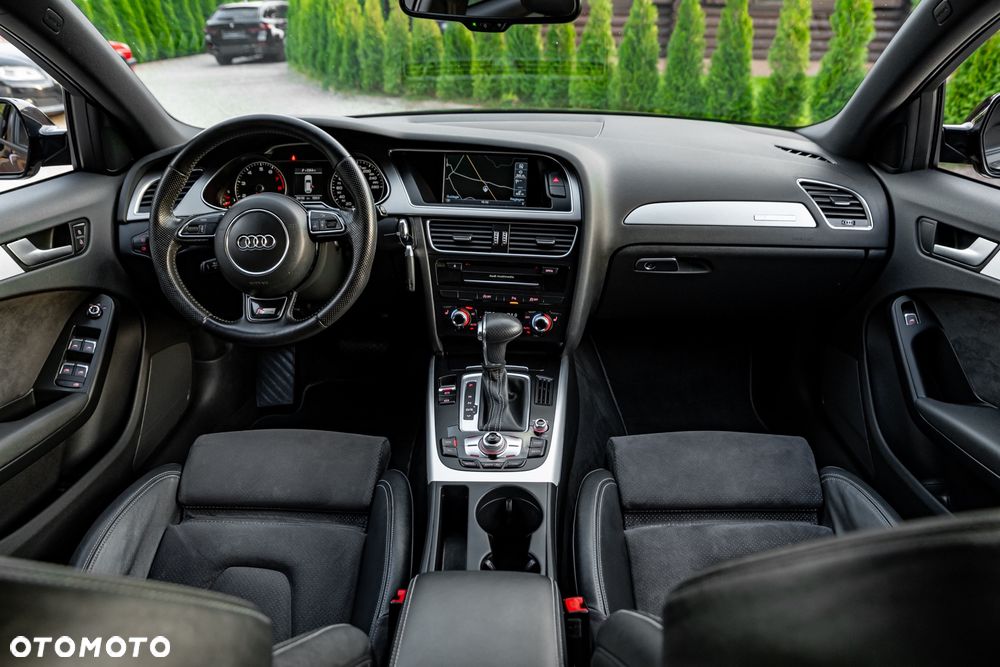 Audi A4 Avant 2.0 TFSI Quattro S tronic - 27