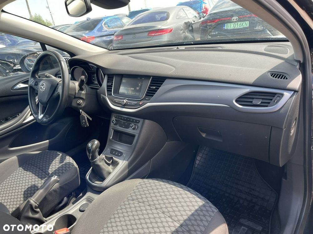 Opel Astra 1.6 CDTI Enjoy S&S - 10