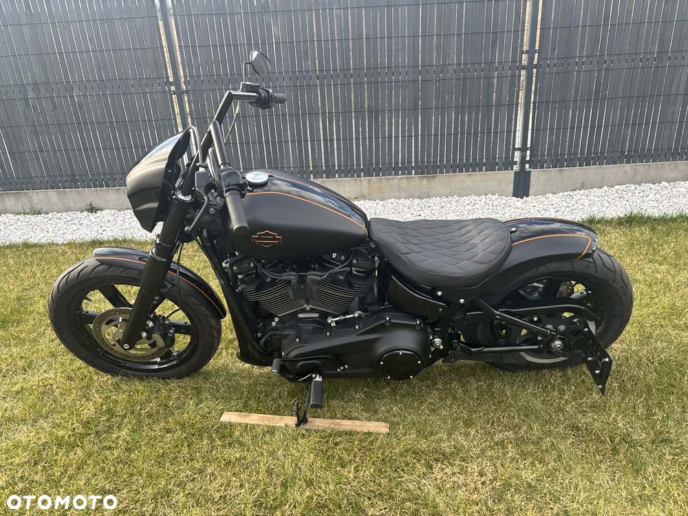 Harley-Davidson Softail Street Bob - 9