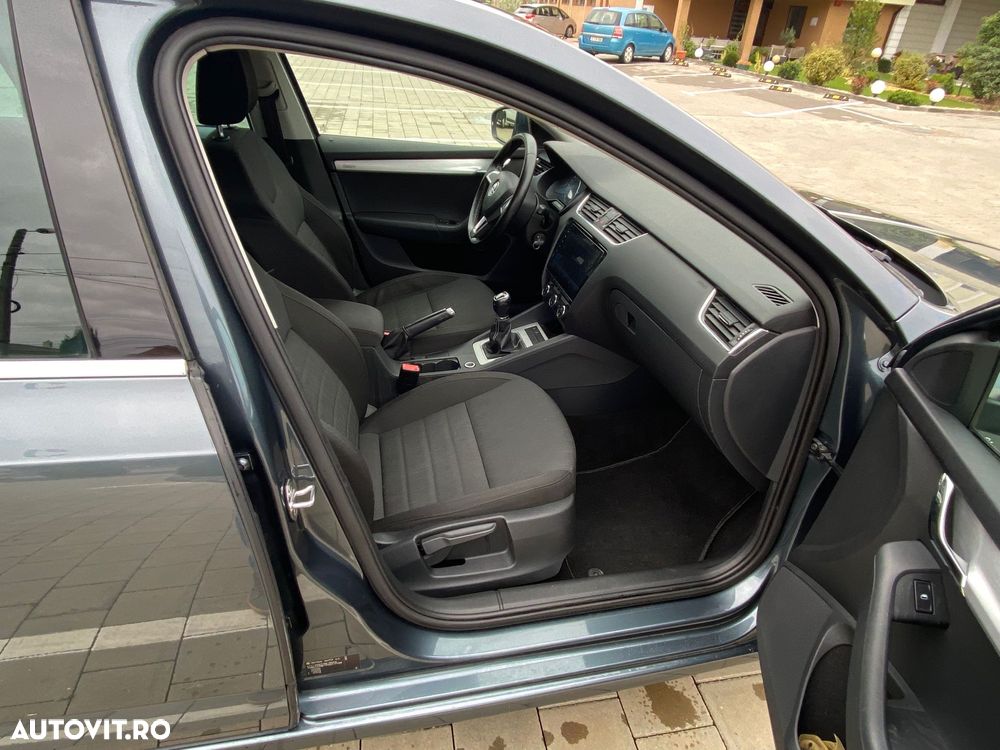Skoda Octavia 2.0 TDI Premium Edition - 7
