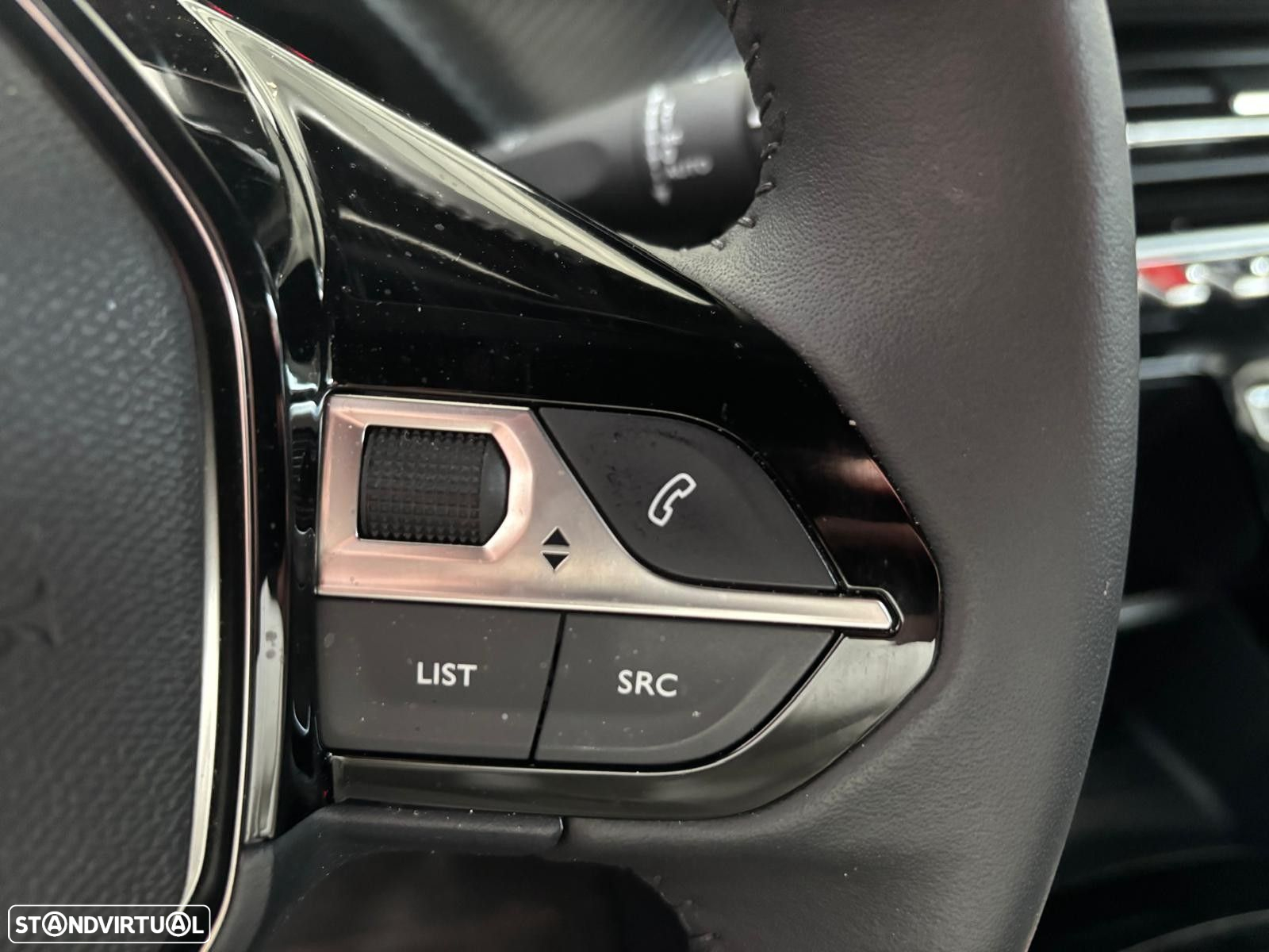 Peugeot e-2008 54 kWh Style - 15