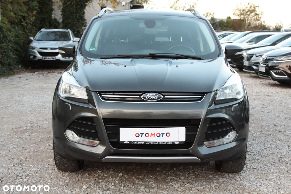 Ford Kuga 2.0 TDCi 2x4 Titanium - 3