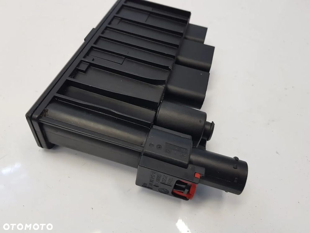 Moduł zasilania sterownik przekaźnik zintegrowanego napięcia wtyczka kostka BMW F39 X2 F40 F45 F46 F48 X1 MINI F54 F55 F - 5