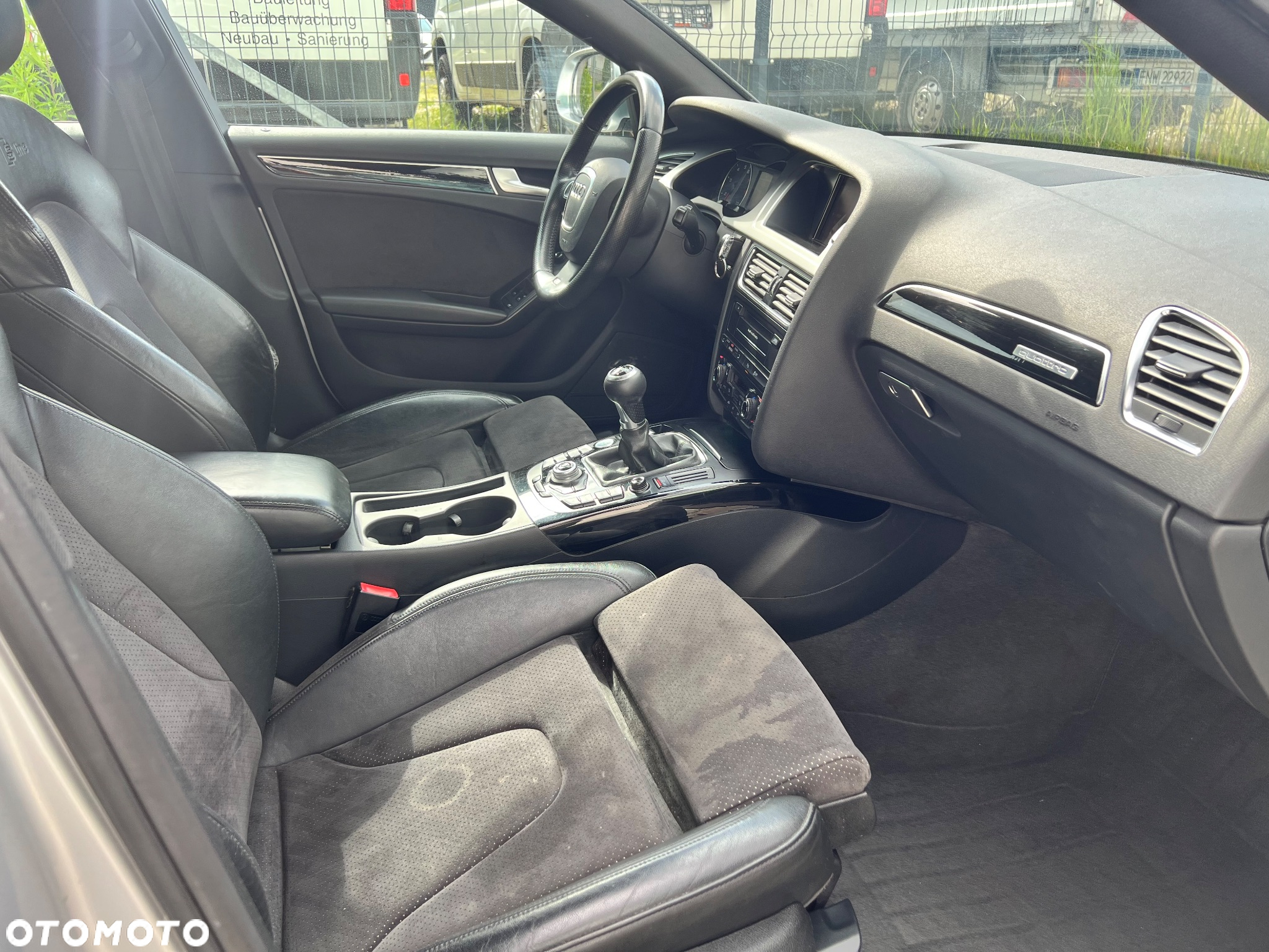 Audi A4 Avant 2.0 TFSI quattro S line Sportpaket - 23