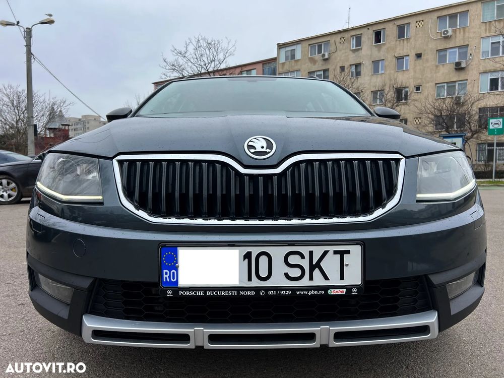 Skoda Octavia 2.0 TDI 4x4 DSG Scout - 1