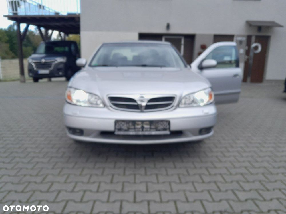 Nissan Maxima 2.0 Elegance - 17