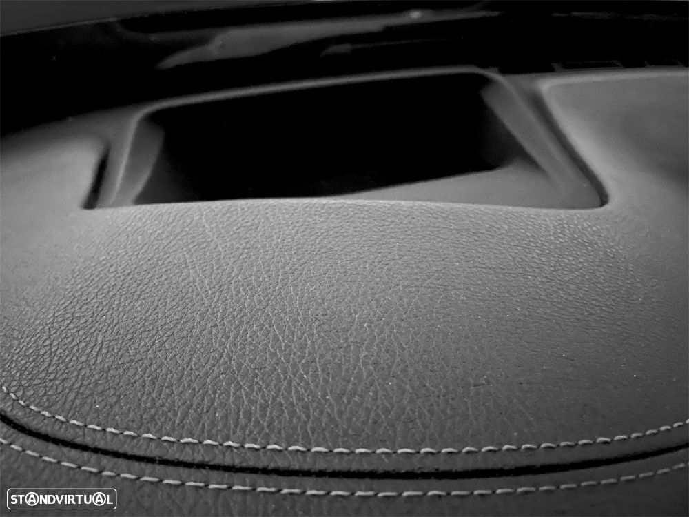 BMW M4 Auto - 10